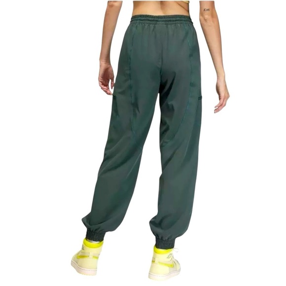NIKE JORDAN SPORT Women’s Tunnel Joggers Midnight Green Size XL NEW - Picture 2 of 12